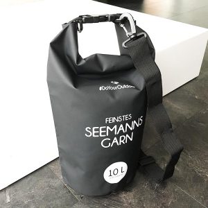 Dry Bag Test - wasserdichter Packsack DoYourOutdoor 10 Liter Schwarz Gesamtansicht