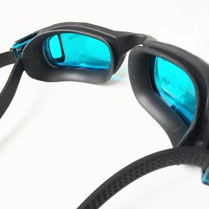 Schwimmbrille Test Sportastisch Torpedo von hinten schwarz