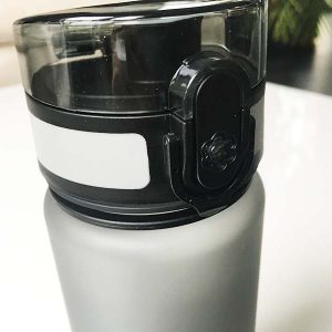 Trinkflaschen Test Sportastisch Trinkflasche Happy Fresh Deckel Mechanismus