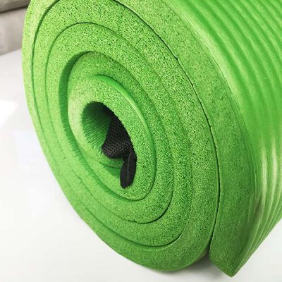 Yoga Matte Test Gym Mat Pro Sportastisch seitliche Ansicht